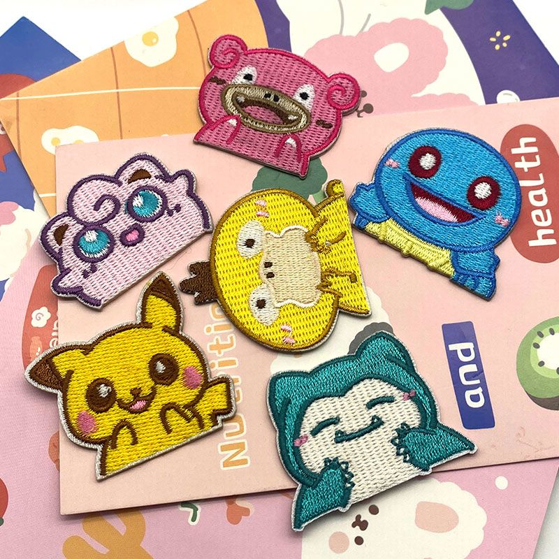 Cosplay Prop Patterns - ポケモン自己粘着刺繍パッチセット アニメ柄 DIYクラフトアクセサリー アイロン接着パッチ 衣類やノートの装飾用