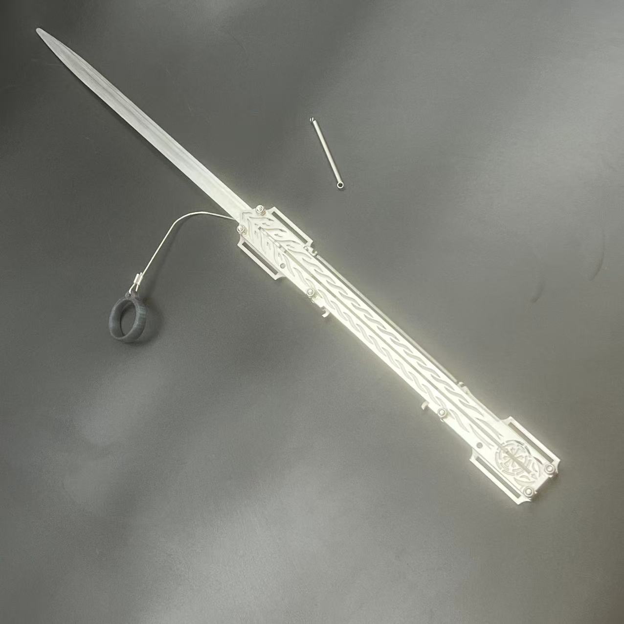 大人用ハロウィン小道具 ステンレス鋼製伸縮式スリーブソード  - Cosplay Prop Dagger のレビューと価格
